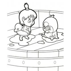 Disegno Masha con un cucciolo di pinguino in un recinto da colorare Disegno Masha con un cucciolo di pinguino in un recinto da colorare